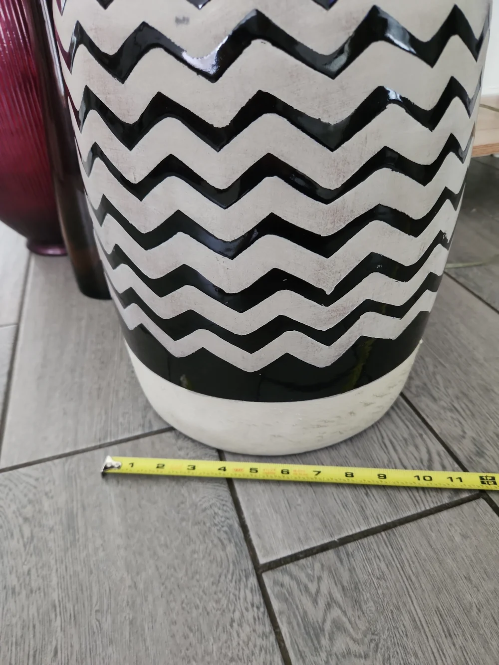 Rare Currey & Company Large Ceramic Black and White Table Lamp